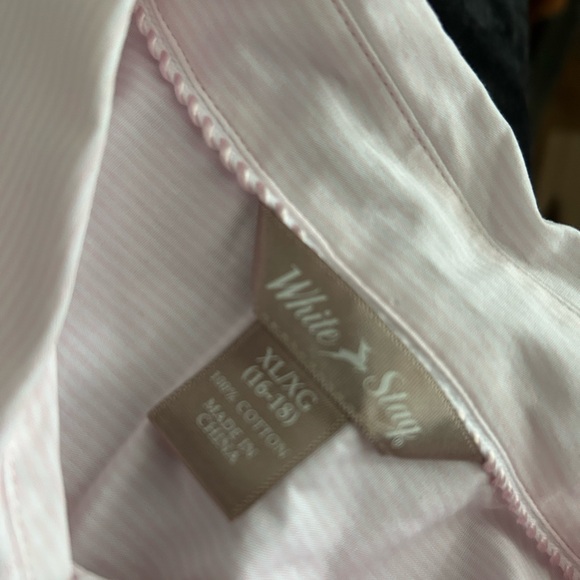 White Stag Light Pink Button Down Shirt - Picture 3 of 3